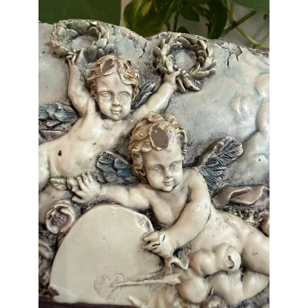 Garden cherubs vintage candle